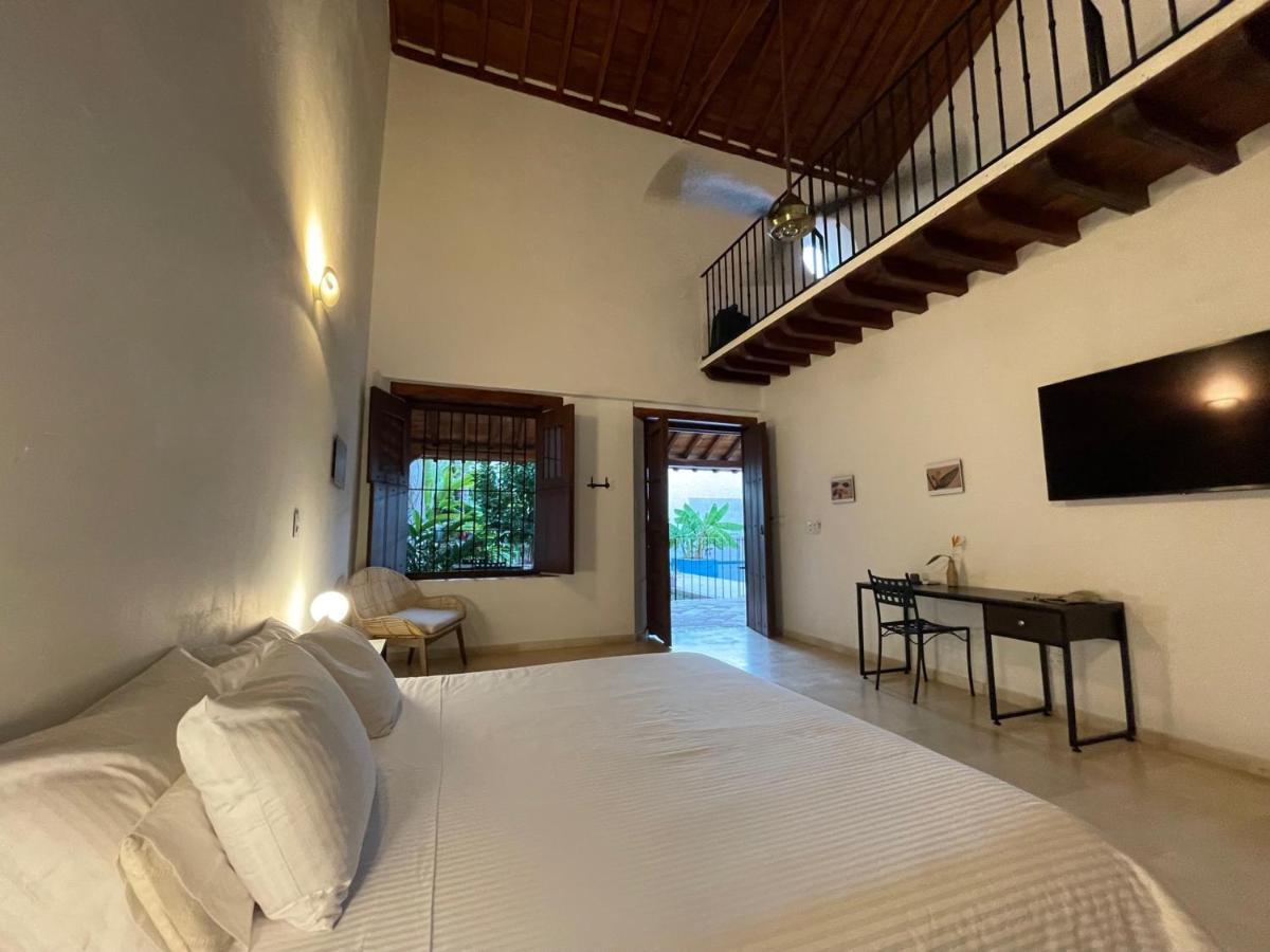 Karakali Boutique Hotel Mompos Buitenkant foto