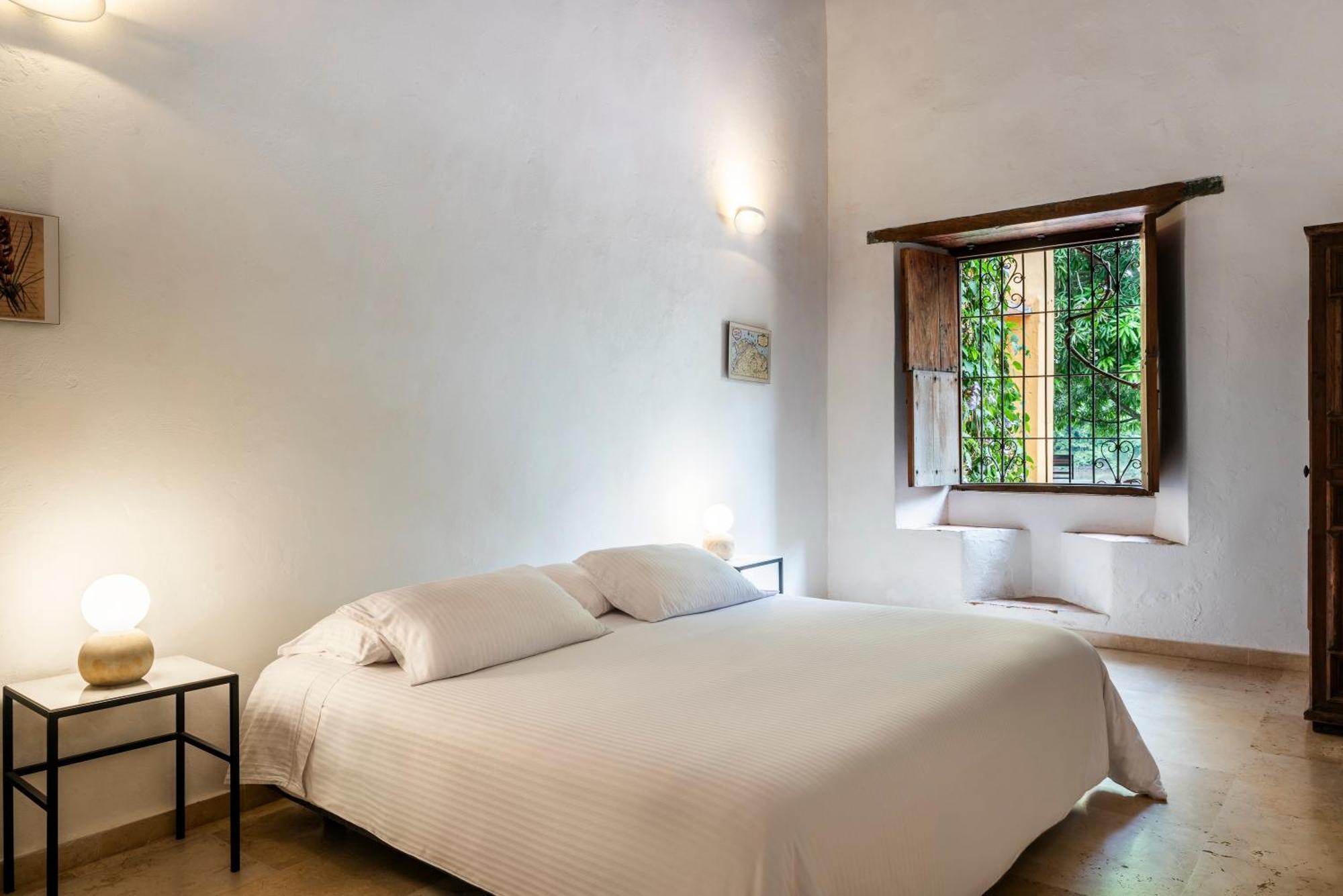 Karakali Boutique Hotel Mompos Buitenkant foto